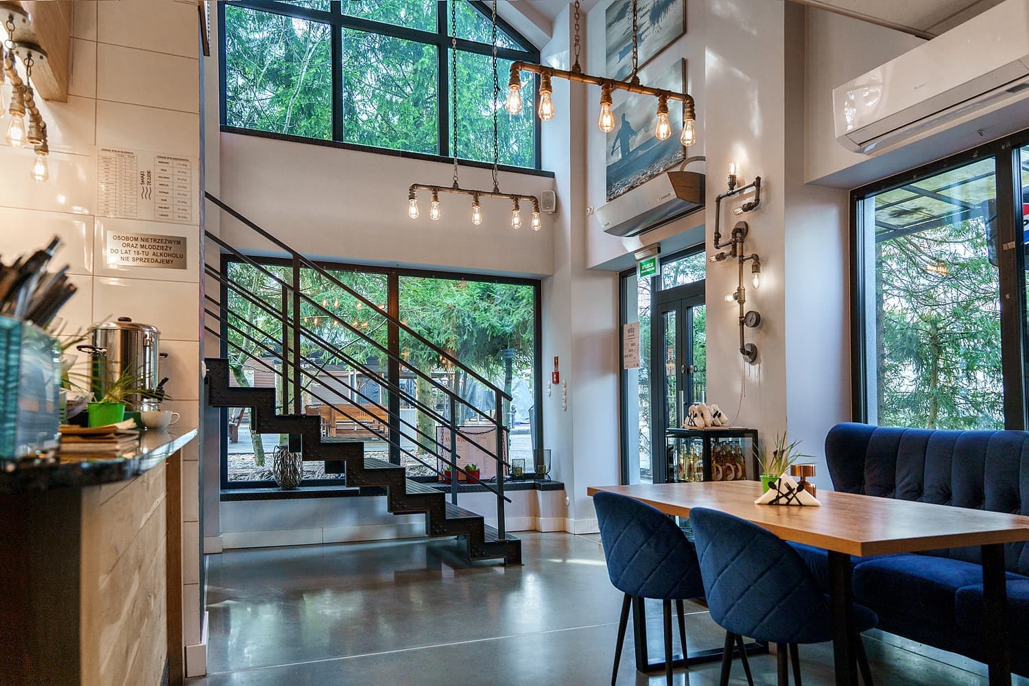 Wnętrze Bistro Smaki Jezior
